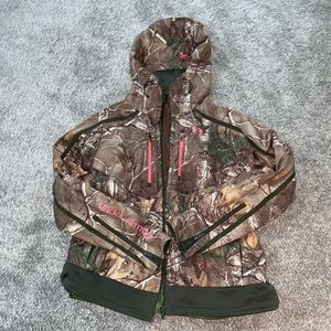 Reserved for Linds101084